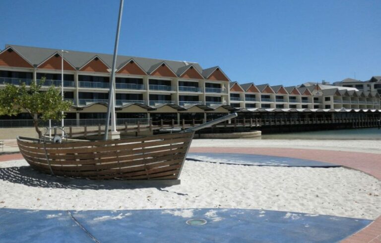 Exploring Beautiful Perth in 6 Days | Itinerary