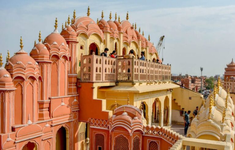 Grand Delhi Agra Jaipur Tour